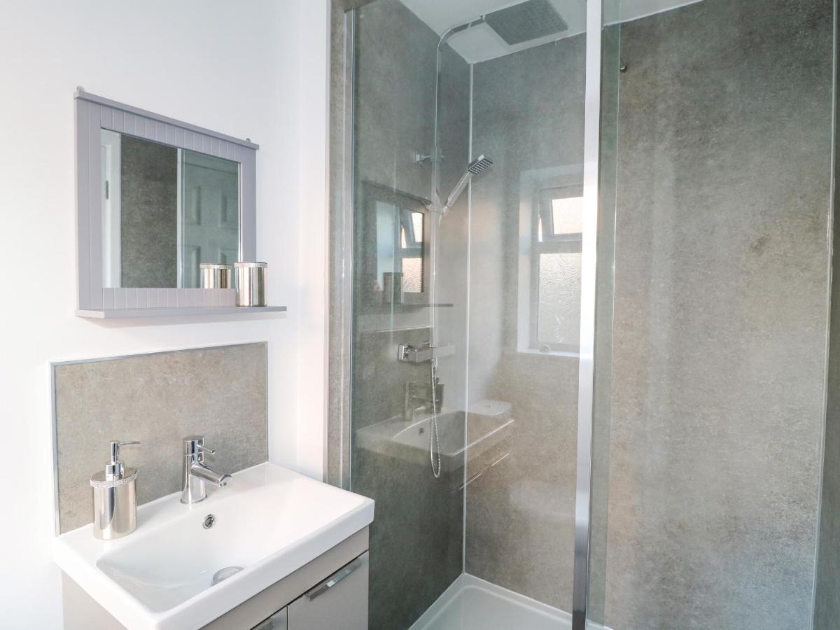 George'S Place Froghall Екстер'єр фото