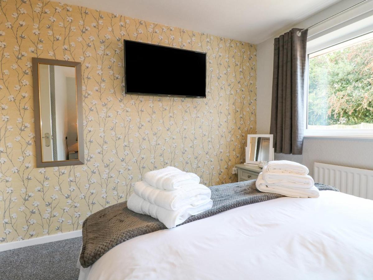 George'S Place Froghall Екстер'єр фото