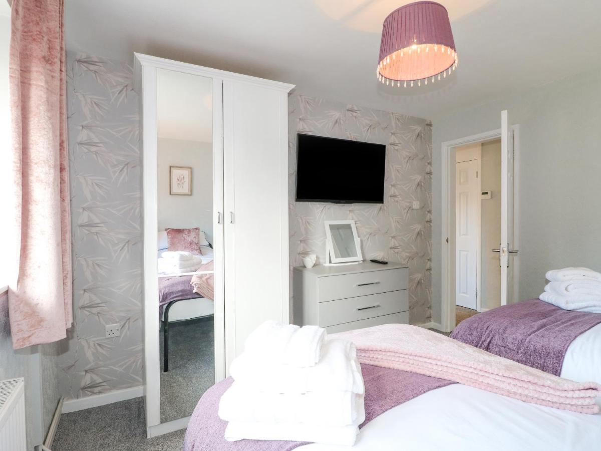 George'S Place Froghall Екстер'єр фото