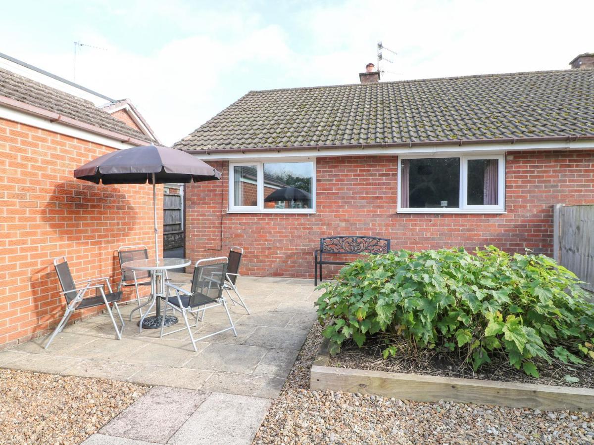 George'S Place Froghall Екстер'єр фото